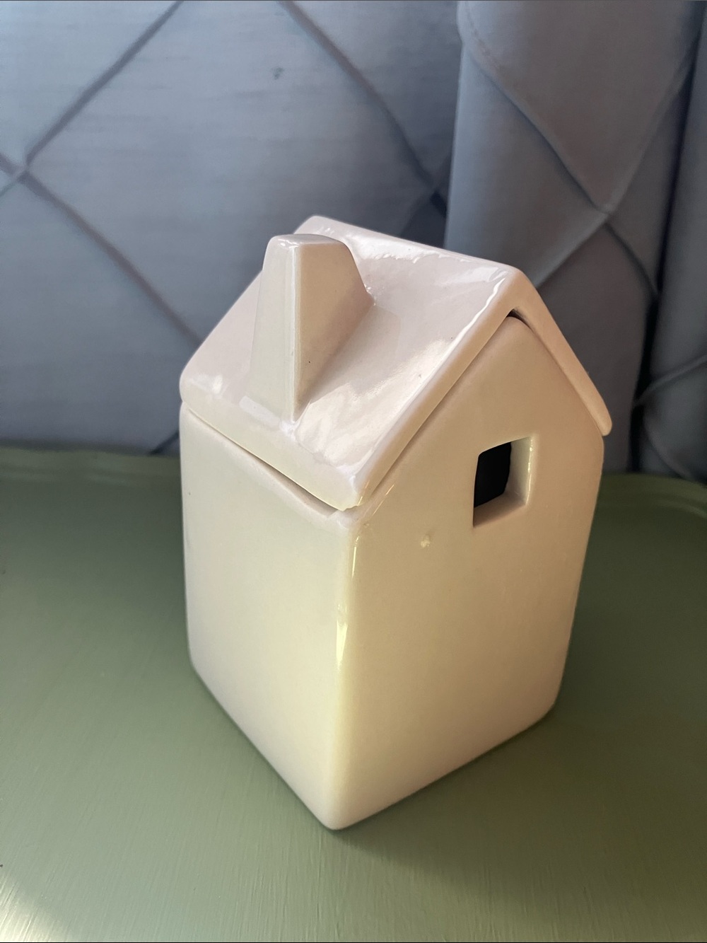 Ceramic House Shaped Covered Jar Box Salt Cellar EUC cute windows chimney FLAW